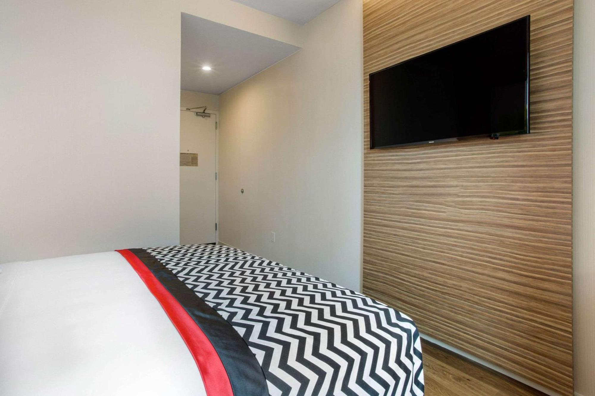 Insignia Hotel Brooklyn, Ascend Hotel Collection Ню Йорк Екстериор снимка